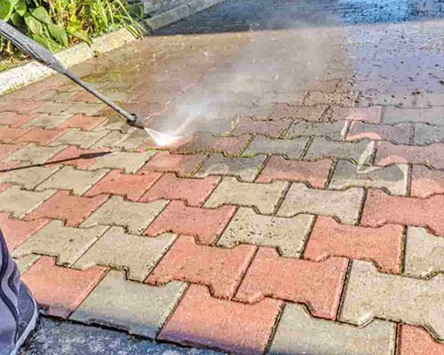 pressure-wash-driveway-3